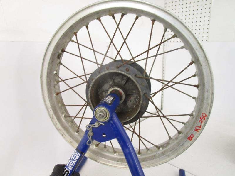 80 Kawasaki KL 250 A3 Rear Wheel Rim 17x2.15